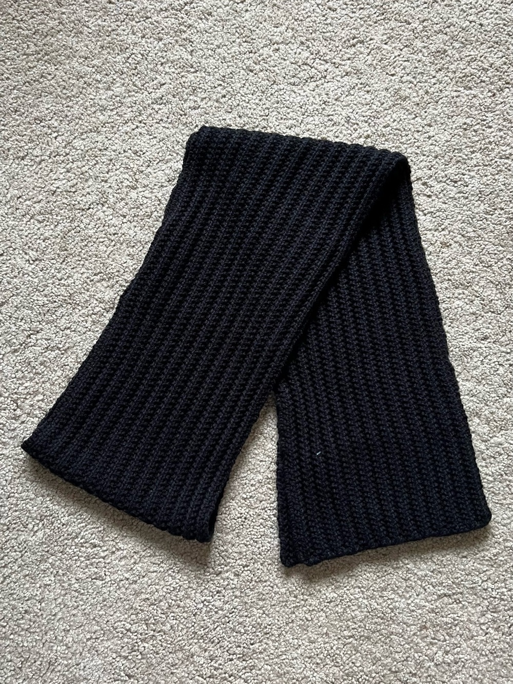 New York & Company Black Ribbed Knit Scarf